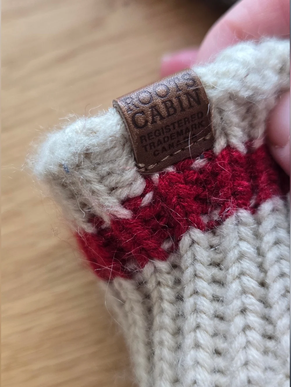 Roots Gray Marled Crew Slipper Socks with Cream Accents and Red Stripes - Picture 4 of 6